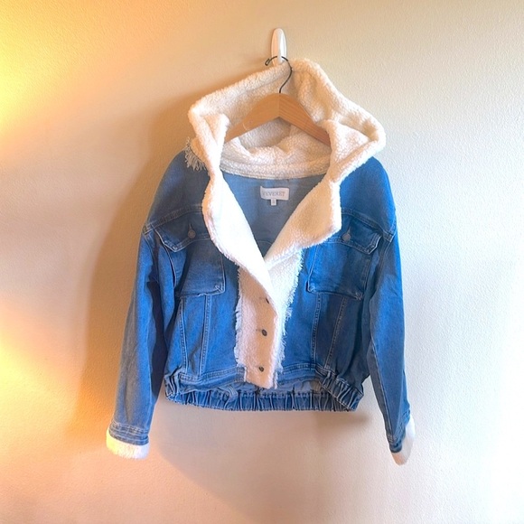 Veveret Faux Fur Hooded Denim Jacket Size Large Blue Collared Neckline Sherpa - Picture 12 of 15